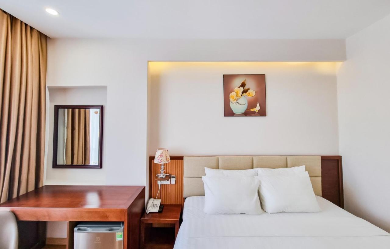 Xavia Hotel Quy Nhon Esterno foto